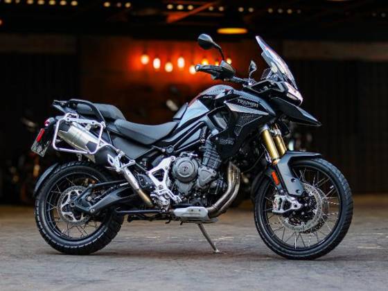 TRIUMPH TIGER 1200 RALLY BLACK EDITION TRIUMPH TIGER 1200 RALLY BLACK EDITION